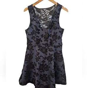Three Pink Hearts Navy‎ Velvet Burnout Dress Jr. XL Black Floral V-Neck cocktail